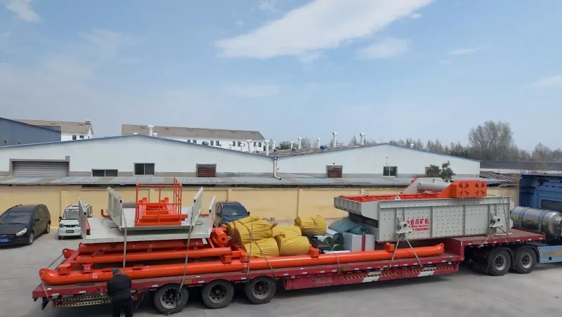 ¡Repetir pedido desde Asia Central! Unidad de pantalla de minería de oro Jinqi enviada